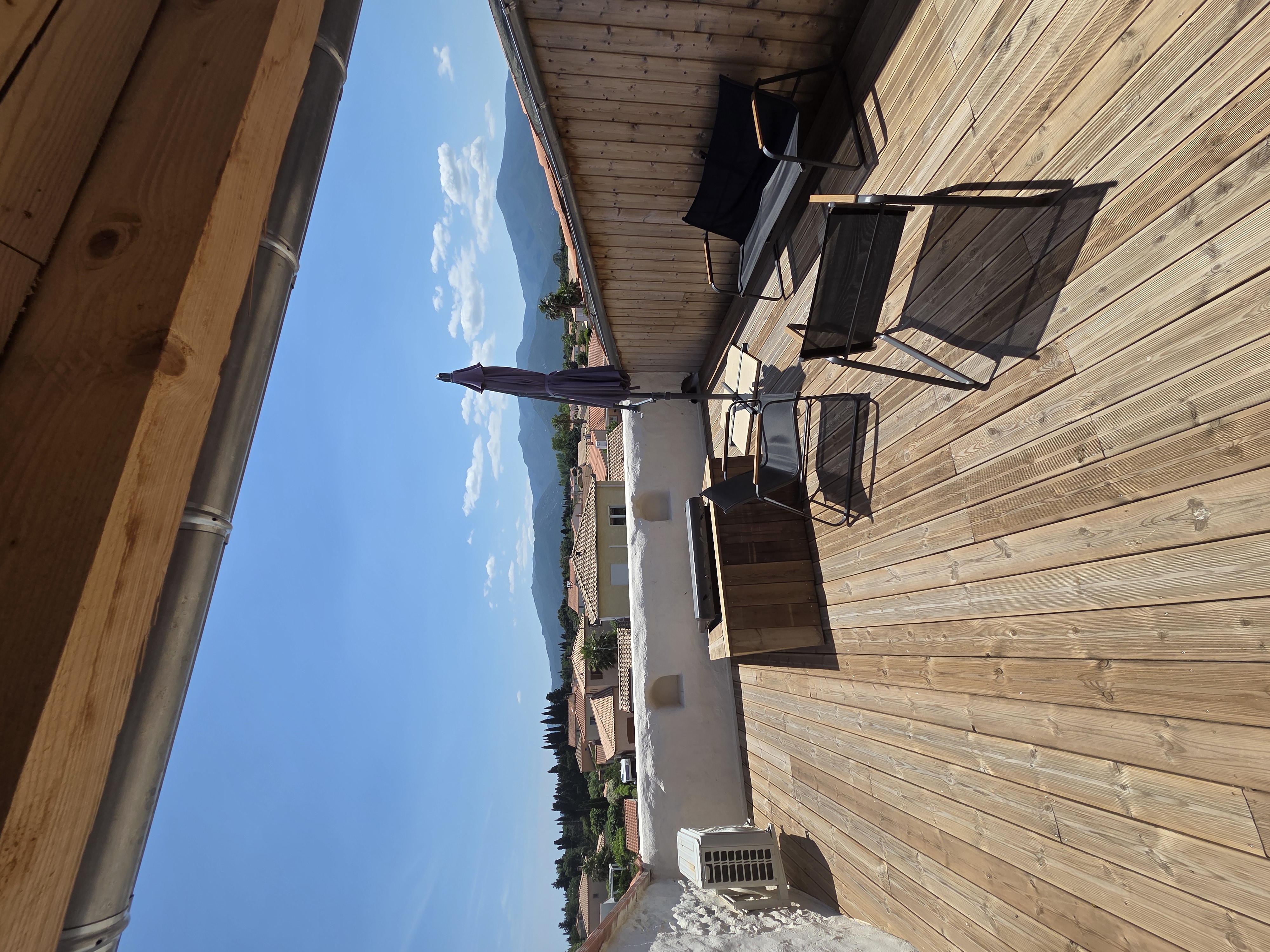 Beautiful villa with pool for sale in Southern France – 10 minutes from the Mediterranean